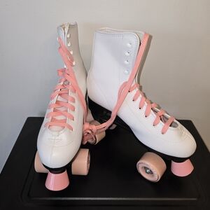 White Roller Skates with Pink Laces & Wheels - Womens Size 7